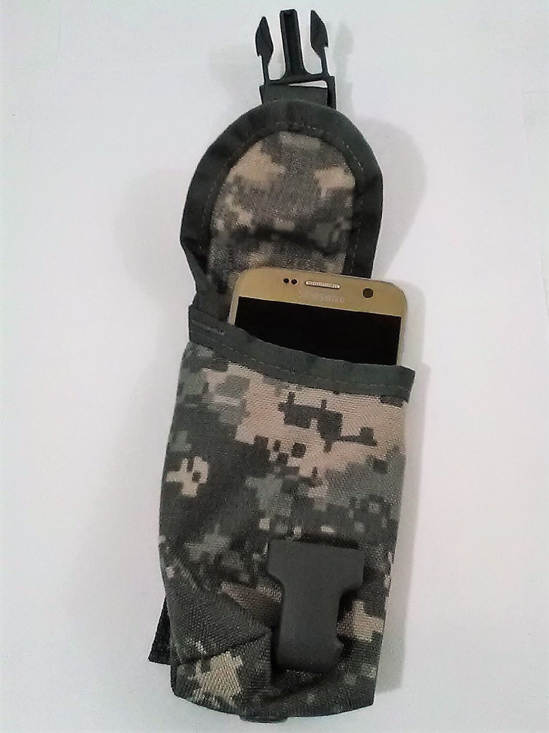 Made in the USA Army Military MOLLE II ACU Flash Bang Grenade Pouches