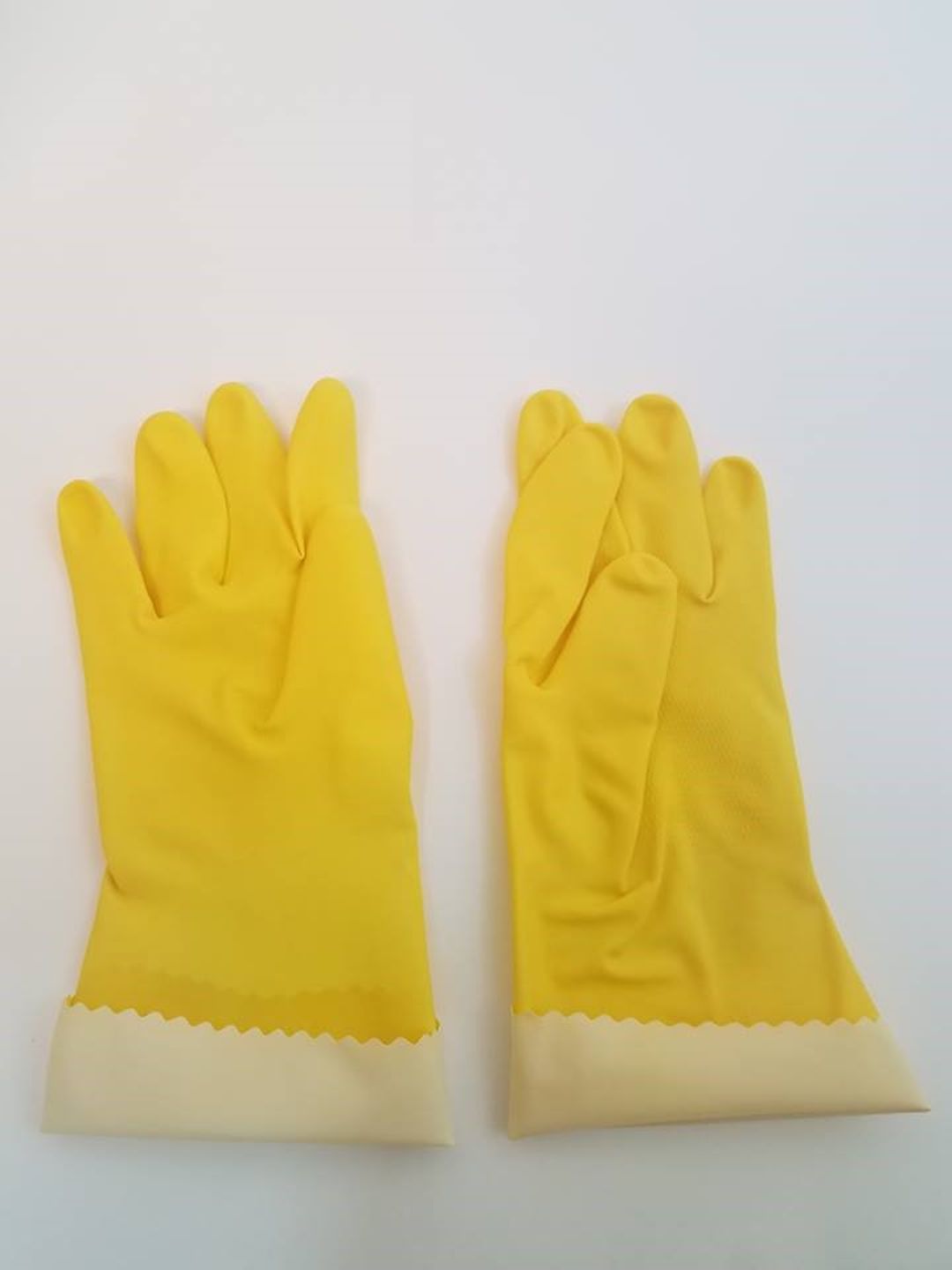 North/Honeywell T297FL Chemical-Resistant Gloves (12 pair/package) Size L