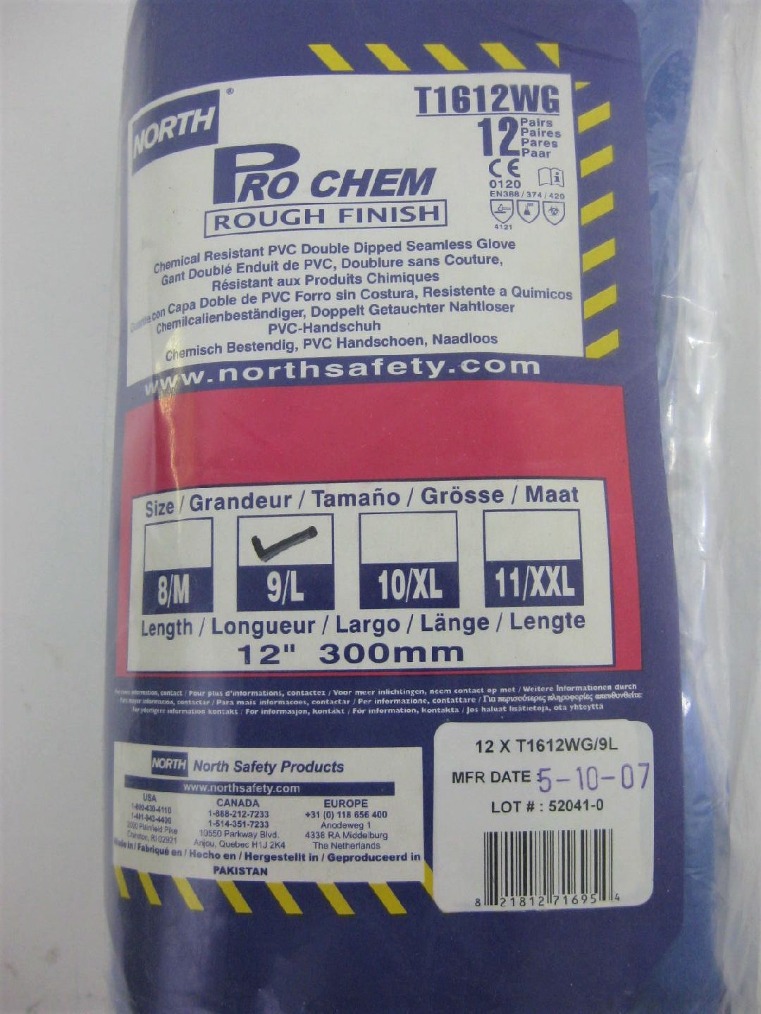 North By Honeywell ProChem Heavy Duty PVC Gloves (12 pair/package) Size L