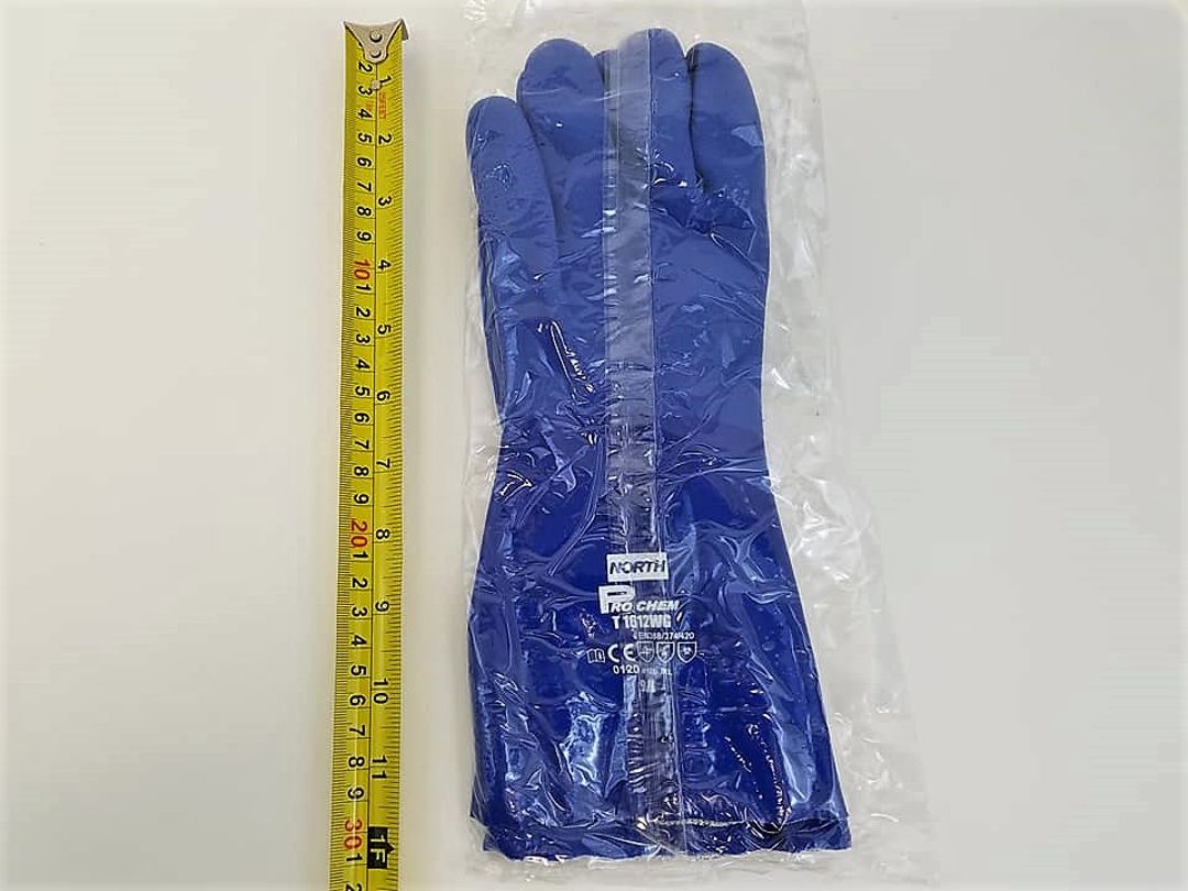 North By Honeywell ProChem Heavy Duty PVC Gloves (12 pair/package) Size L